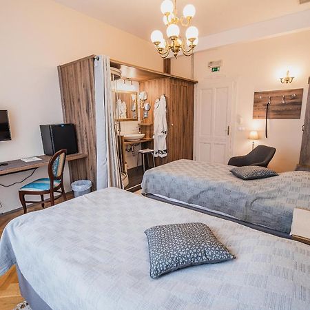 Guest House Veronika Kocevje Luaran gambar