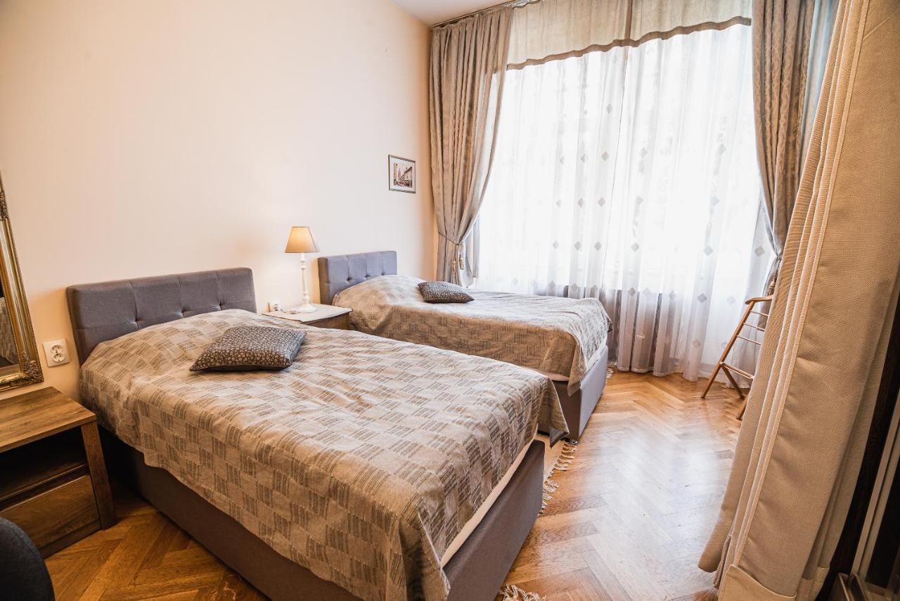 Guest House Veronika Kocevje Luaran gambar