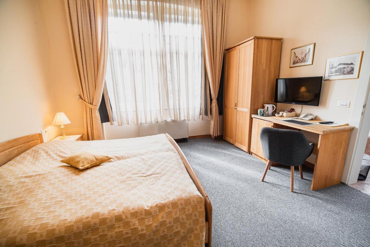 Guest House Veronika Kocevje Luaran gambar