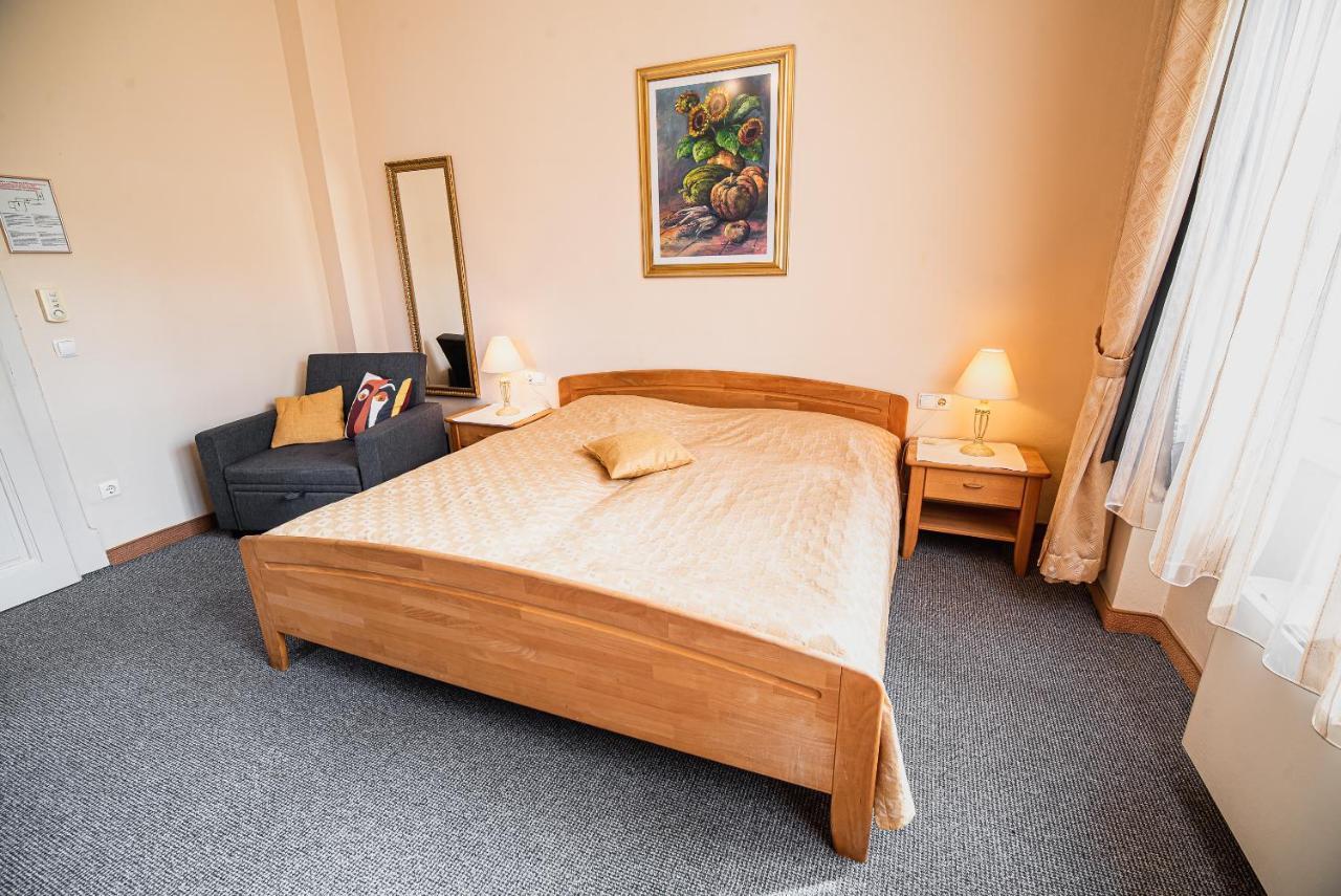 Guest House Veronika Kocevje Luaran gambar