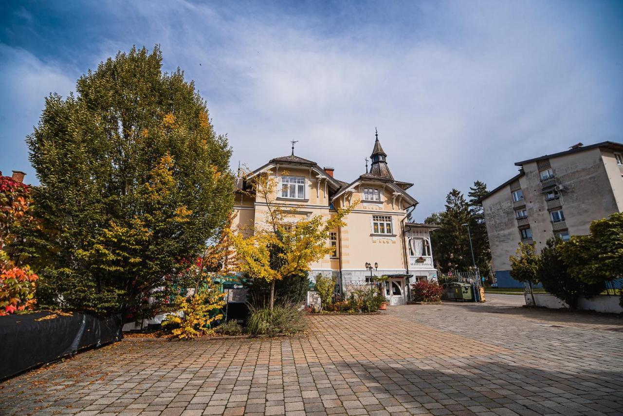 Guest House Veronika Kocevje Luaran gambar