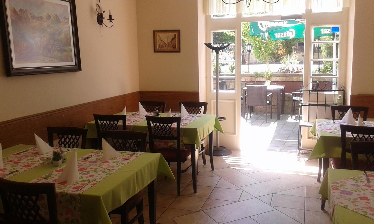 Guest House Veronika Kocevje Luaran gambar
