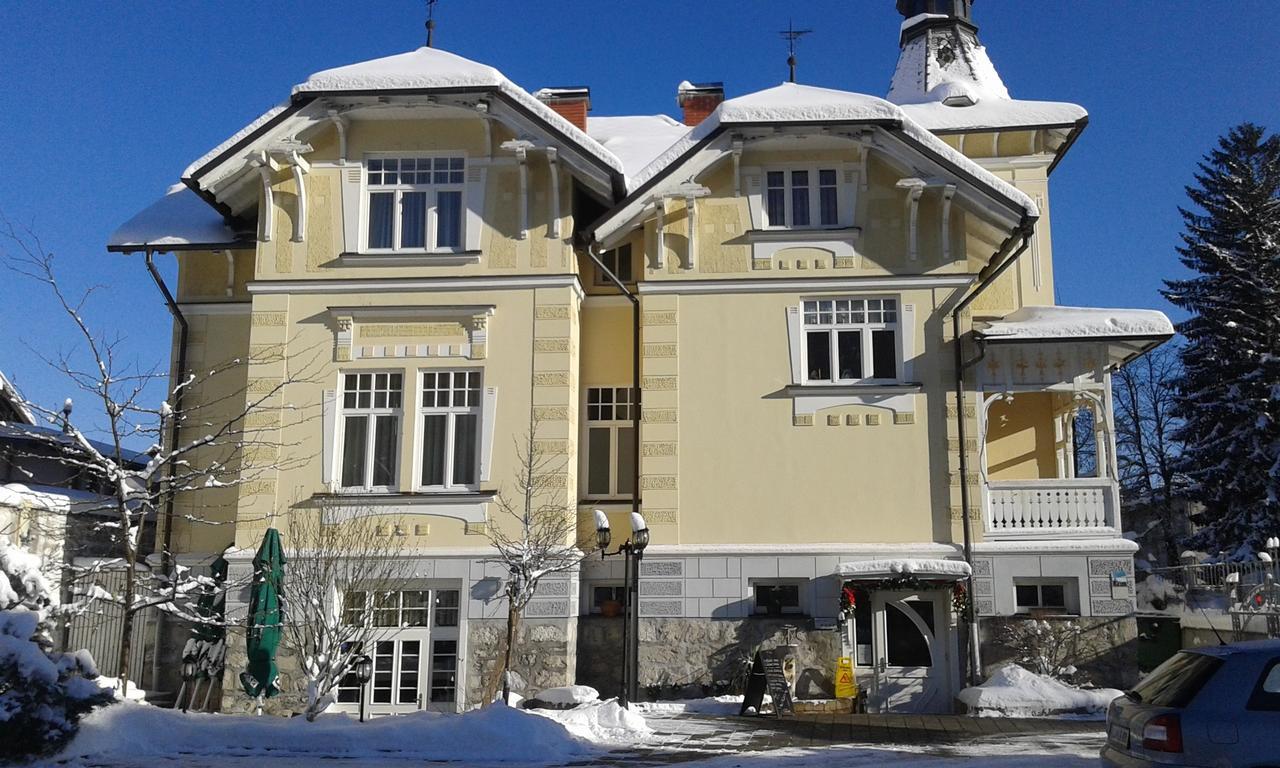 Guest House Veronika Kocevje Luaran gambar
