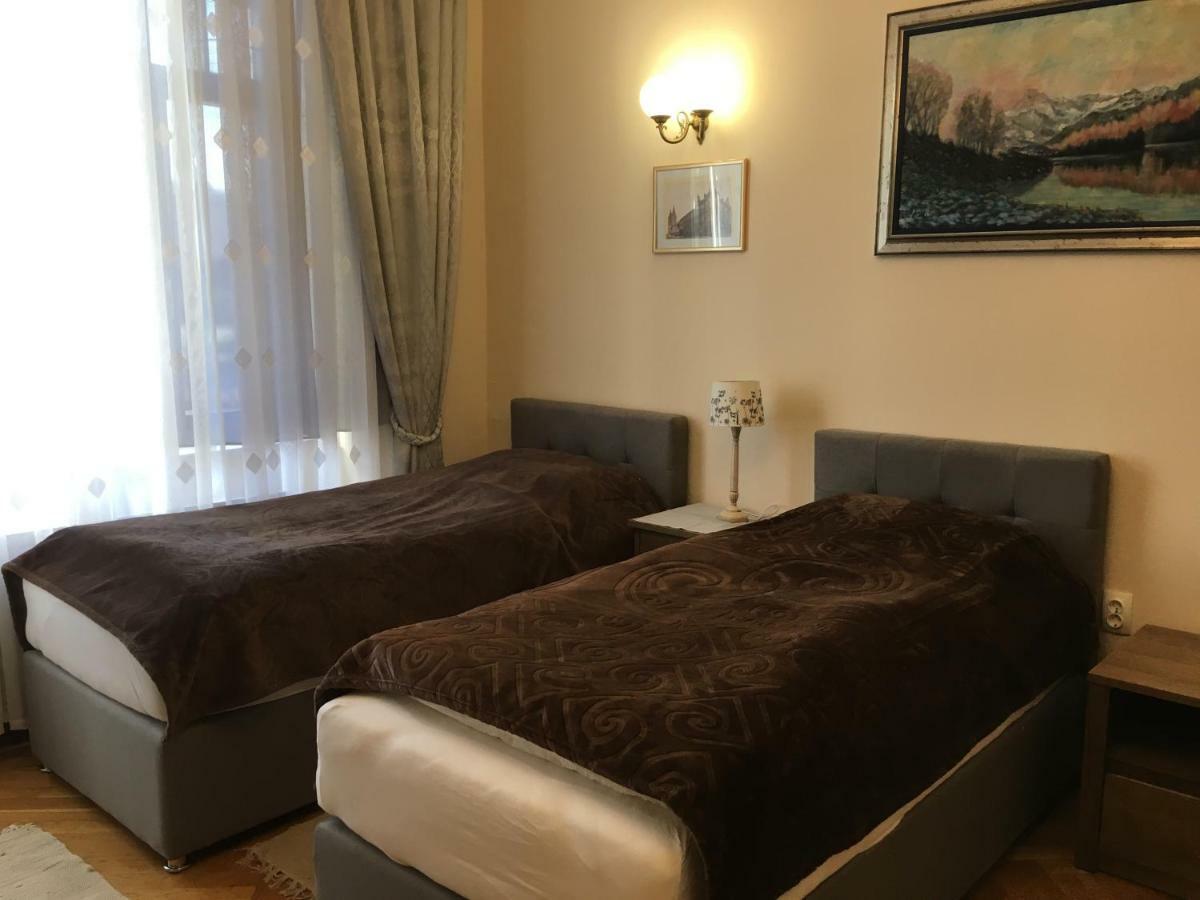 Guest House Veronika Kocevje Luaran gambar